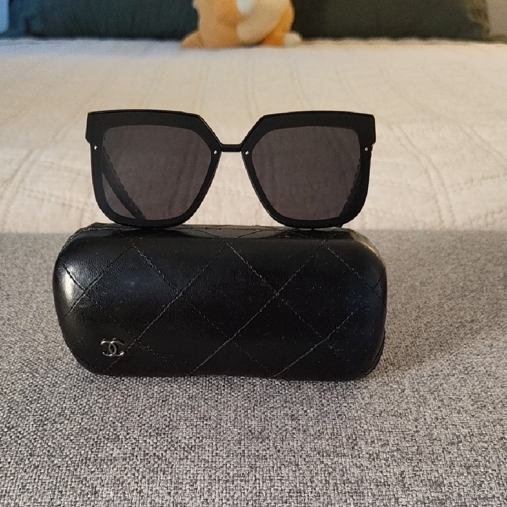 CHANEL Black Oversized Sunglasses with Quilted Case